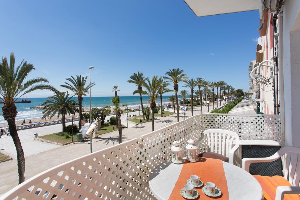 Liliane Apartment Sitges Phòng bức ảnh